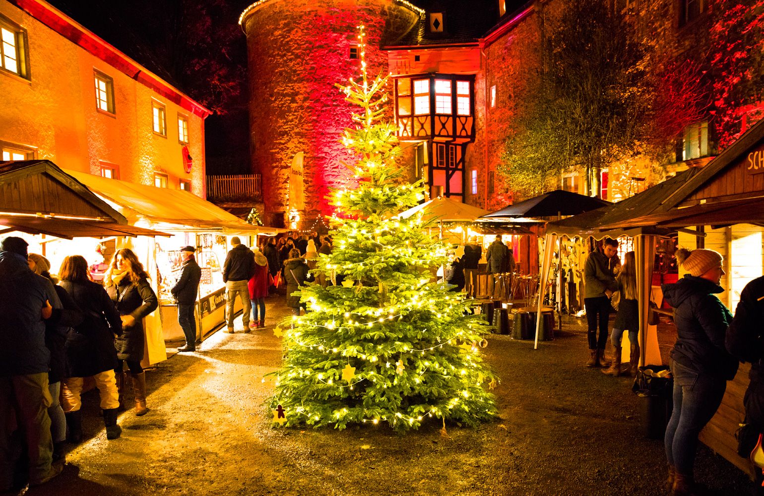 20e Romantische kerstmarkt op kasteel Hohenlimburg