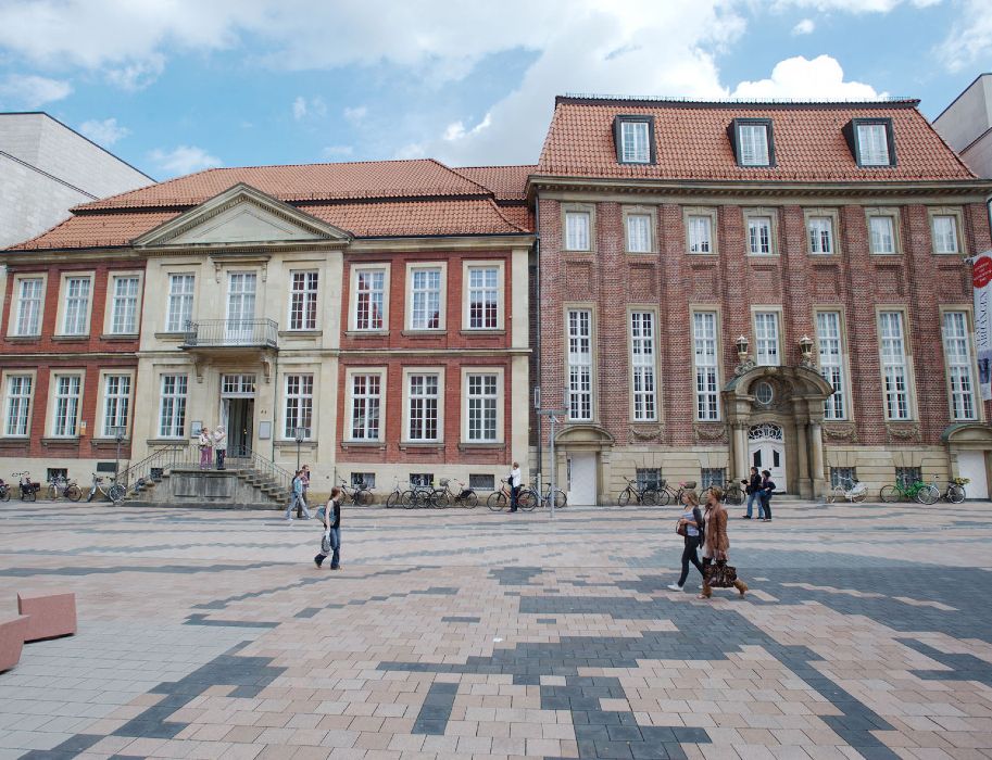 De Druffel'sche Hof is een van de belangrijkste classicistische gebouwen in de stad Münster. Het was verbonden met de naburige Hensenbau voor museumdoeleinden.