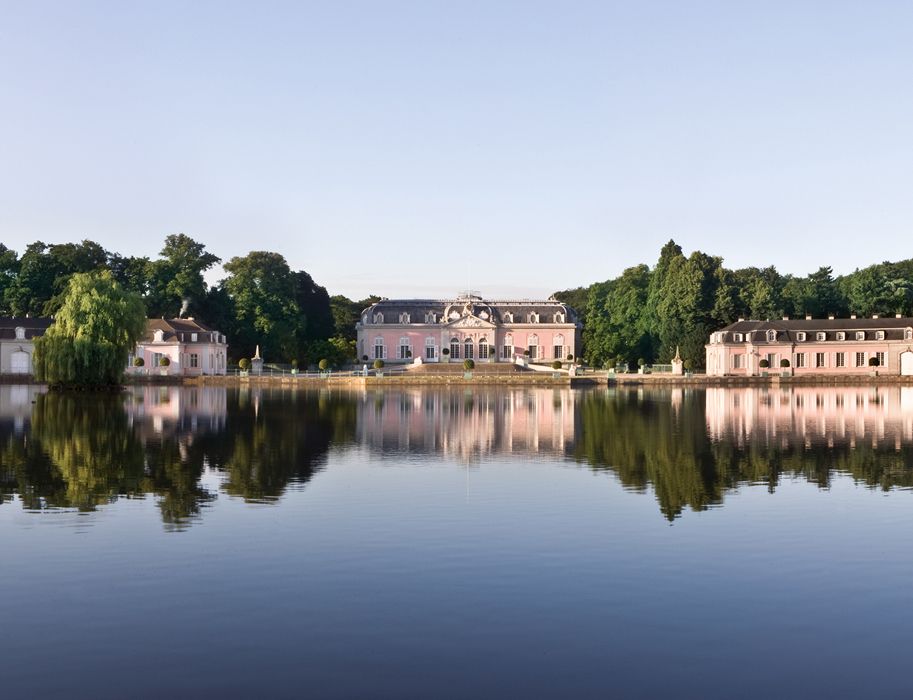 Het Benrath Paleis in Düsseldorf werd gebouwd in 1775