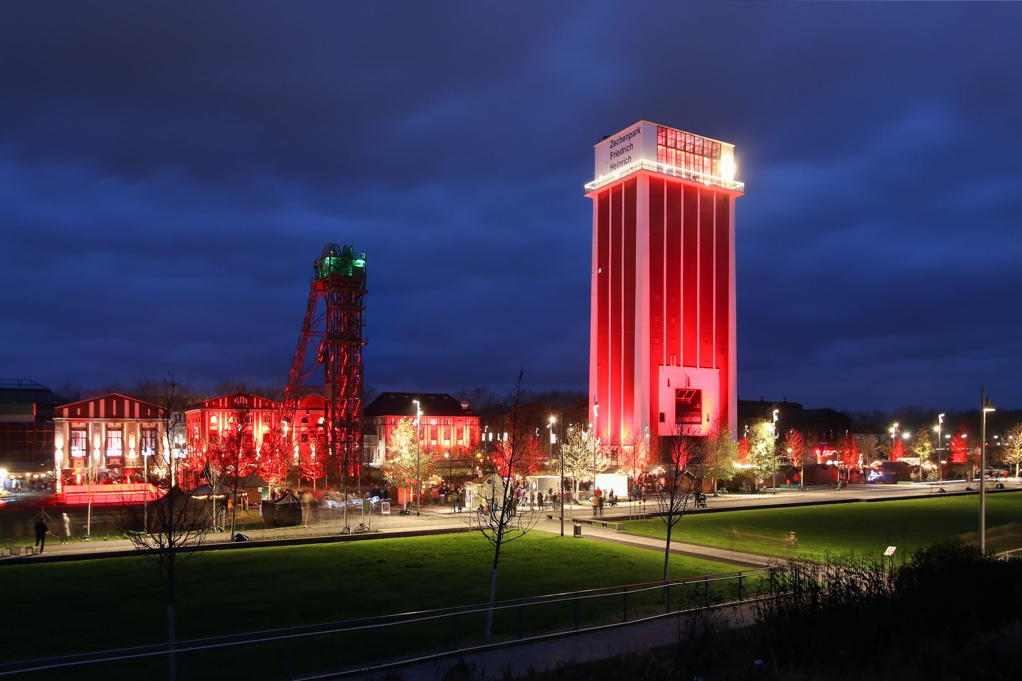 Kerstmarkt in het mijnpark