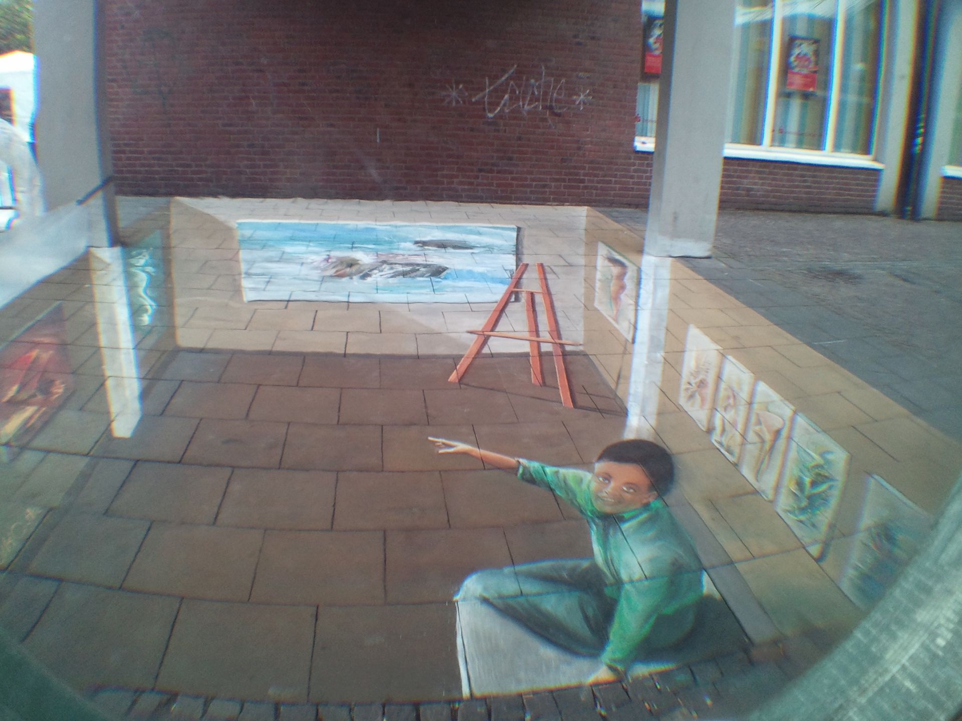 3D-effecten op de grond verbazen gasten op het Geldern street art festival