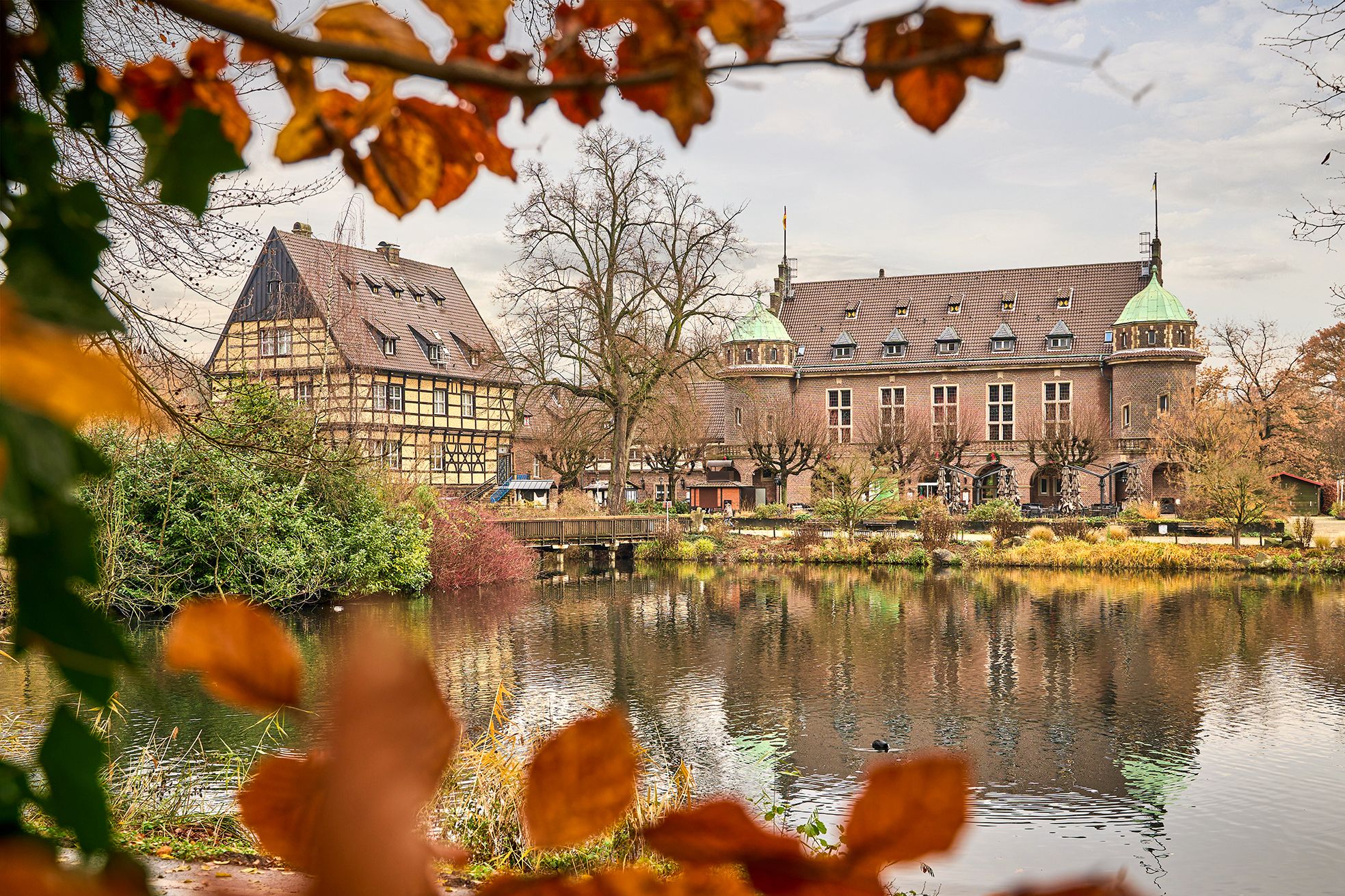 De waterburcht van Wittringen is een neorenaissance gebouw met wortels die teruggaan tot de 13e eeuw.